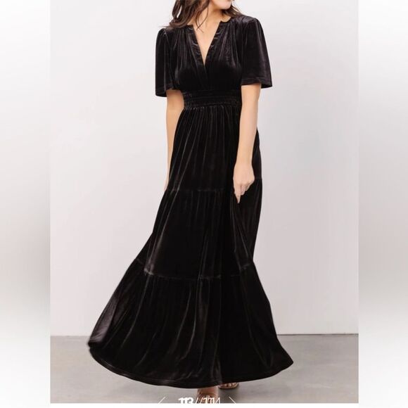 Baltic Born Artemis Tiered Velvet Maxi Dress in Black Plus Size 3X - Picture 3 of 9